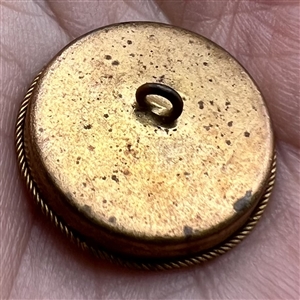 Italian mosaic target of flowers button.