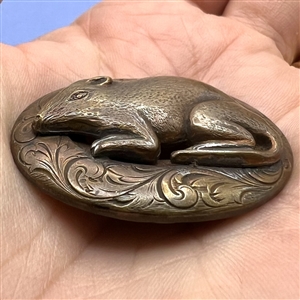 Unique brass button of an Opossum (?).