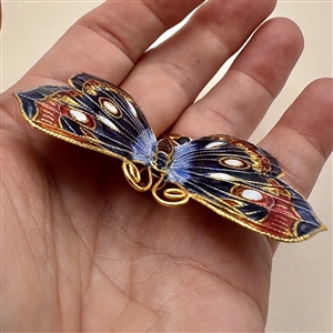 Extra large modern cold enamel button of a realistic butterfly