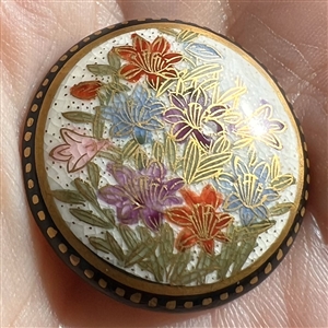 Japanese Satsuma button of flowers.