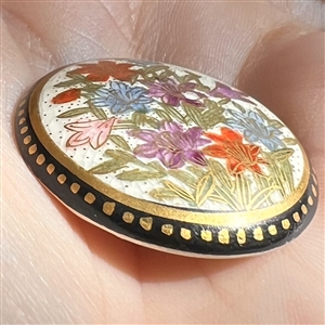 Japanese Satsuma button of flowers.