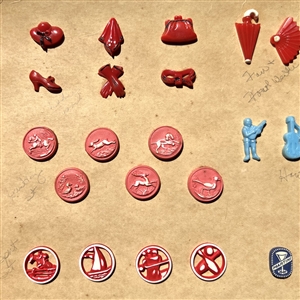 Card of 54 Goofie buttons.