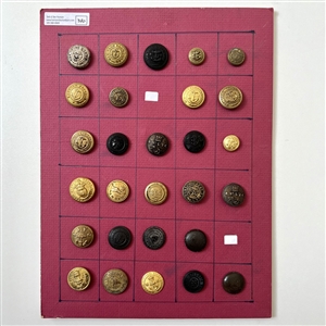 Card of 28 Yacht club buttons.