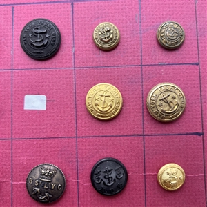 Card of 28 Yacht club buttons.