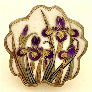 Unusual Japanese Satsuma button with irregular border of iris. 