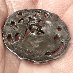 Silver button of “Cupid and Venus.