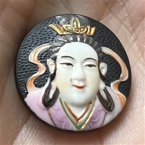 Arita porcelain button of “Benzaiten.”