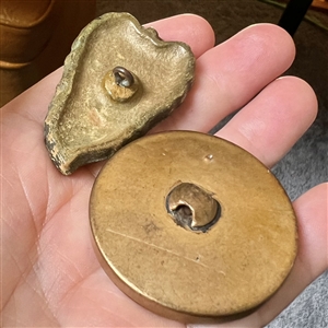 Two plant life buttons. 