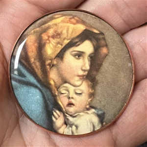 The Madonnina studio button by Henry James Wessel. 
