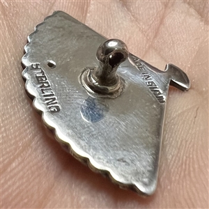 Siam sterling Niello button of a realistic fan.