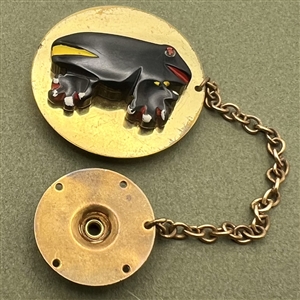 Vintage snapette of polymer frog.