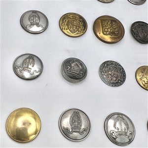 Twenty assorted Ecclesiastic Livery buttons