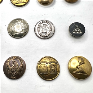 Twenty Livery buttons depicting animals.