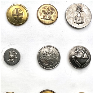 Fifteen assorted Livery crest and coat of arms buttons. 