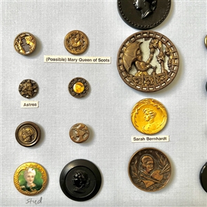 Card of twenty nine buttons of women. 