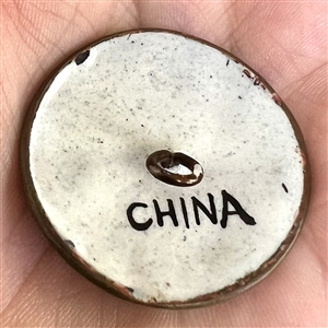 Chinese enamel with counter enamel button of flower.