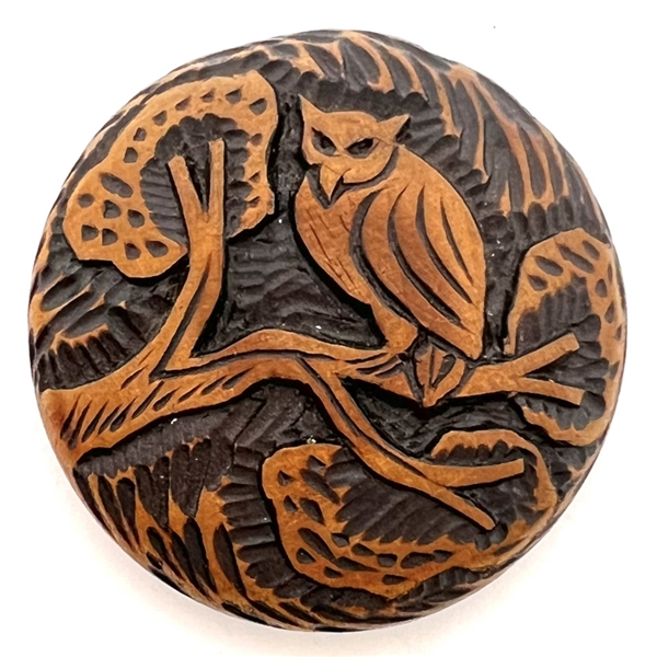 Div I  - RARE wood owl button - early example of pyrography.