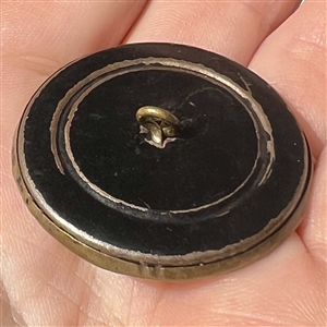 Romeo and Juliet screen back button.